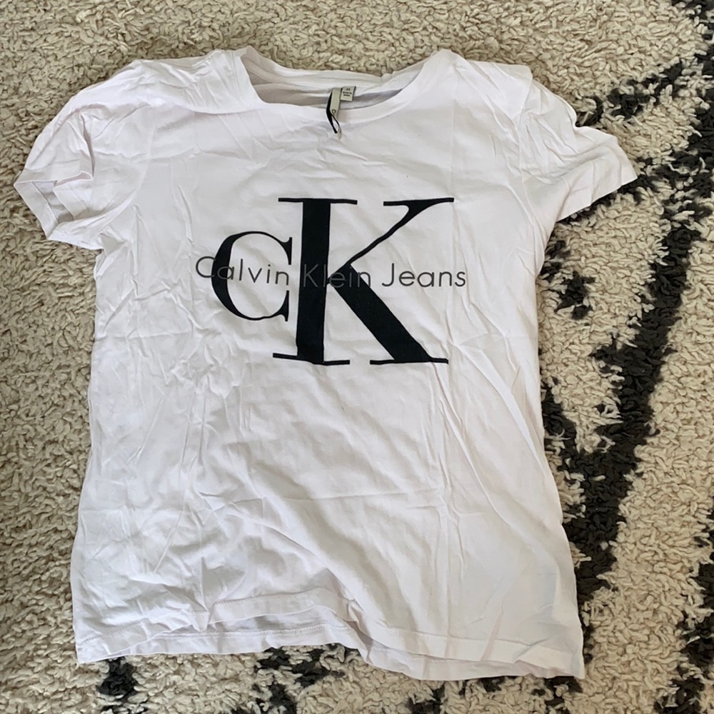 Calvin Klein tee